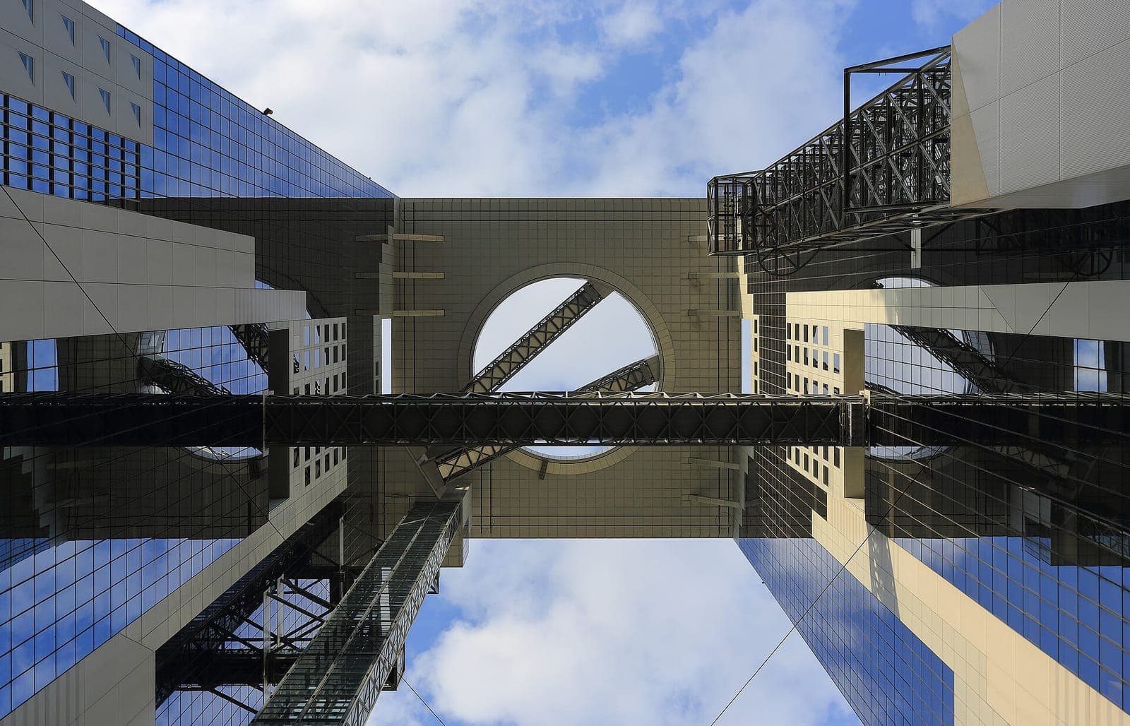 Umeda Sky Building, Osaka